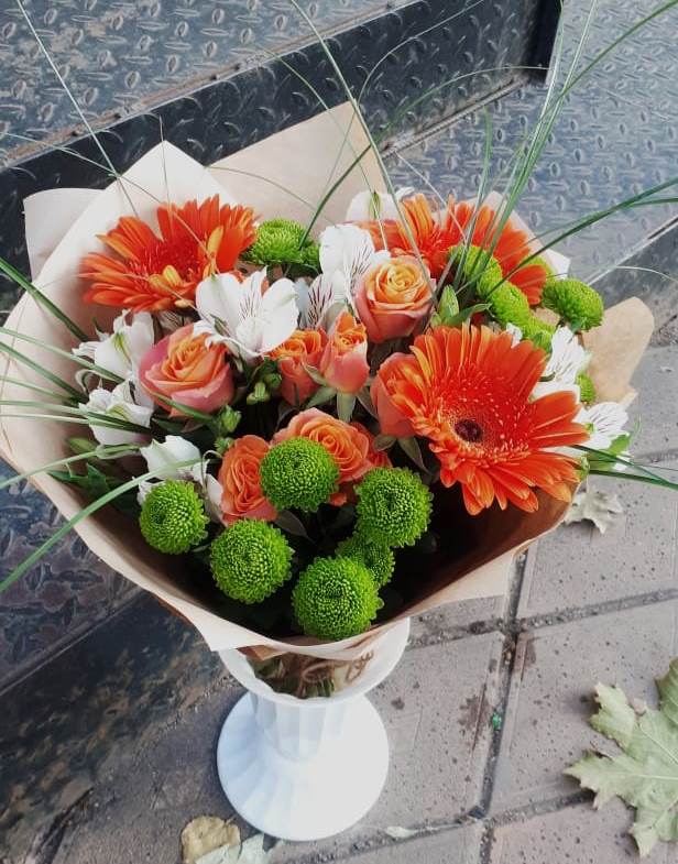 Букет цветов из: Герберы, Хризантемы, Альстромерии и Розы в Дондуковской
