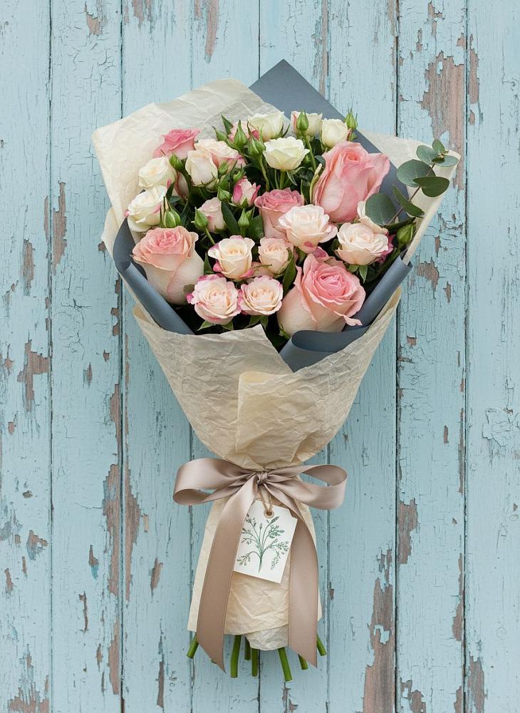 Букет цветов из: Розы в Дондуковской