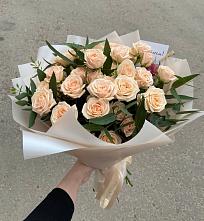 Букет Кремовые розы Латте в Дондуковской