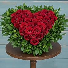 Цветочная композиция из Розы в виде сердца в Дондуковской