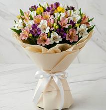 Букет цветов из:  Альстромерии в Дондуковской