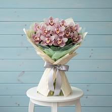 Букет цветов из:  Орхидеи и Розы в Дондуковской