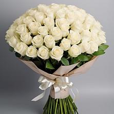 Букет 101 беля роза Белоснежка в Дондуковской