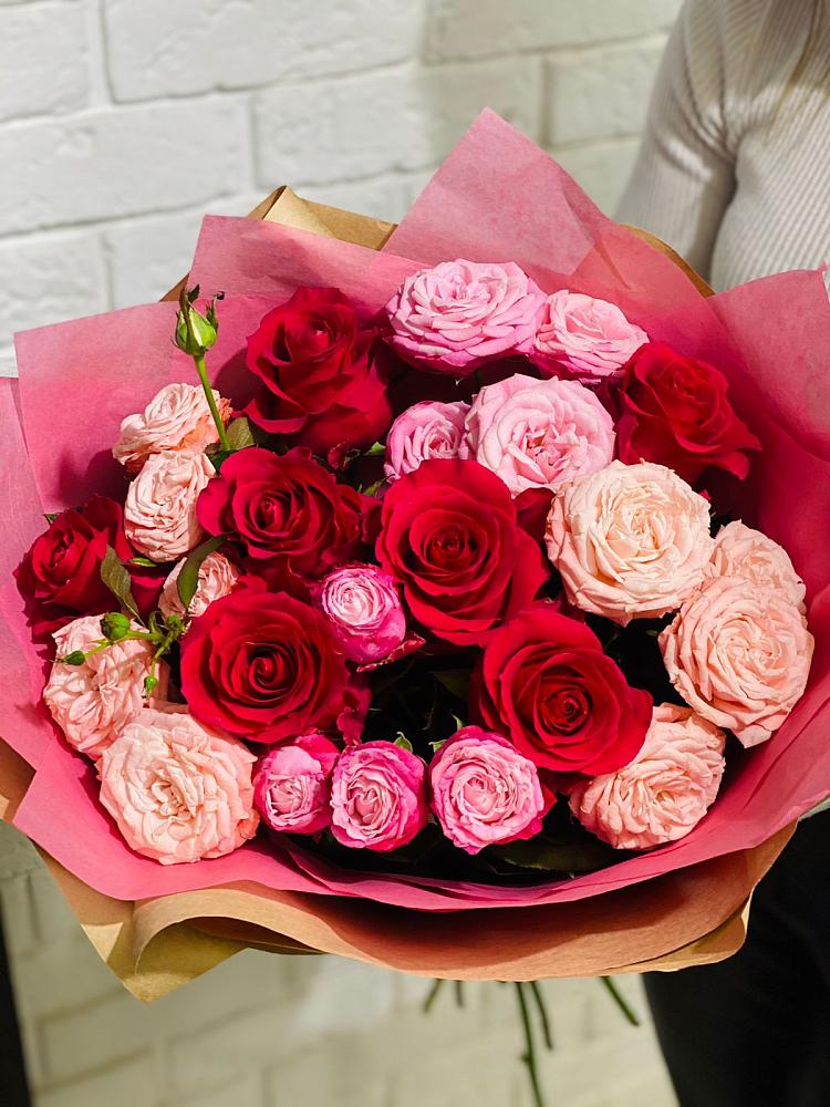 Букет цветов из: Розы в Дондуковской