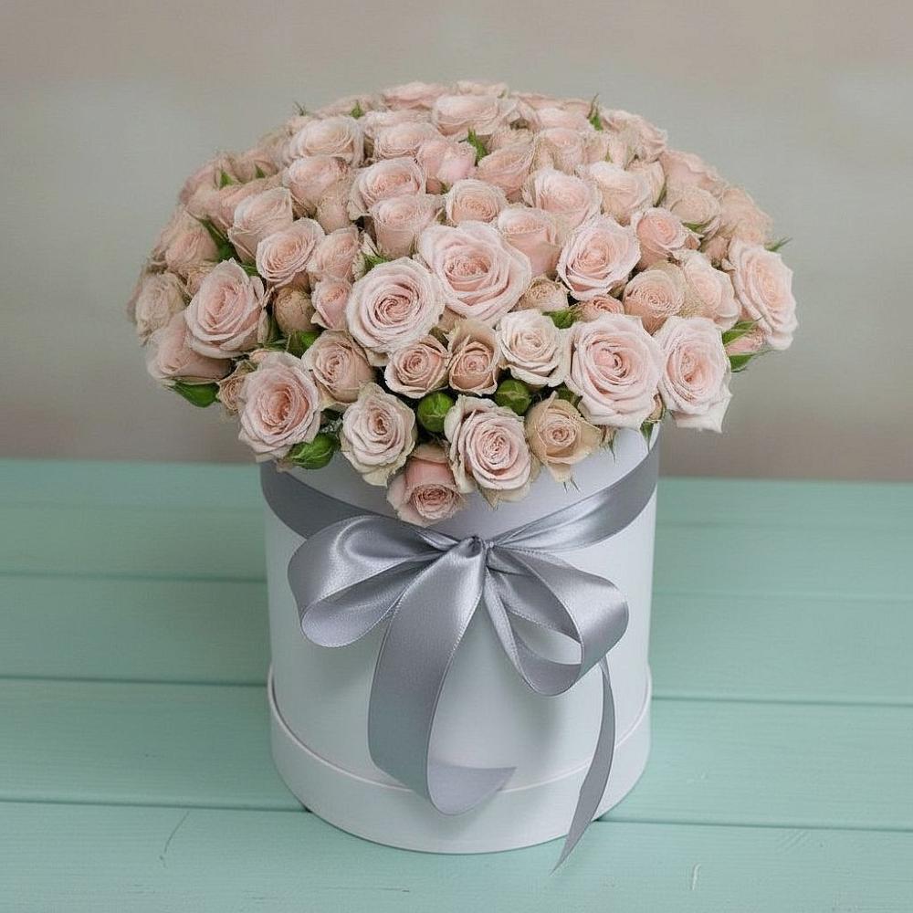 Цветочная композиция из Розы в шляпной коробке в Дондуковской